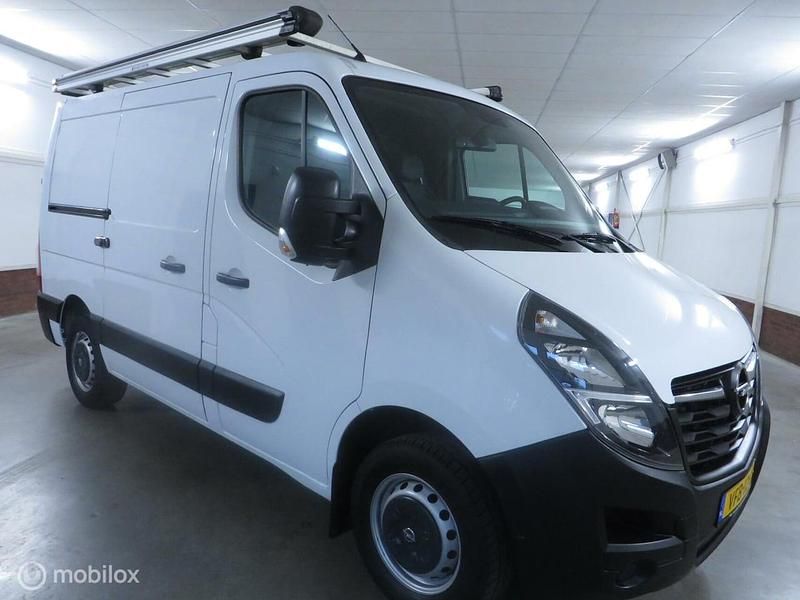 Wit Gebruikt 2020 Opel Movano Van | € 14.950 (Goede deal) - Afbeelding 1/4