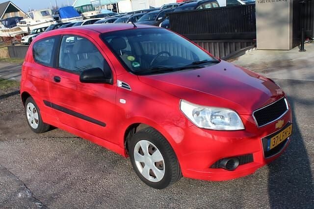 Occasion Chevrolet Aveo 84 PK (61 kW) 2010 Rood (metallic) Hatchback