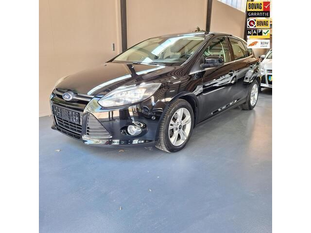 Zwart Gebruikt 2012 Ford Focus Titanium Hatchback | € 6.250 (Eerlijke prijs) - Afbeelding 1/4