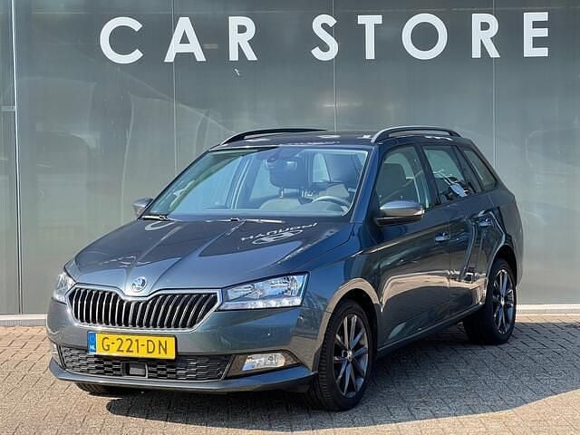 Grijs Gebruikt 2019 Skoda Fabia Business Line Hatchback | € 10.545 (Eerlijke prijs) - Afbeelding 1/4