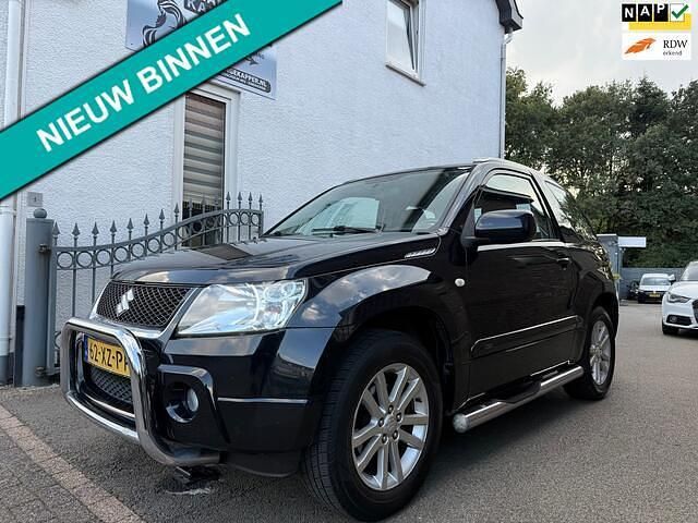 Zwart Gebruikt 2007 Suzuki Grand Vitara SUV | € 7.499 (Duur) - Afbeelding 1/4