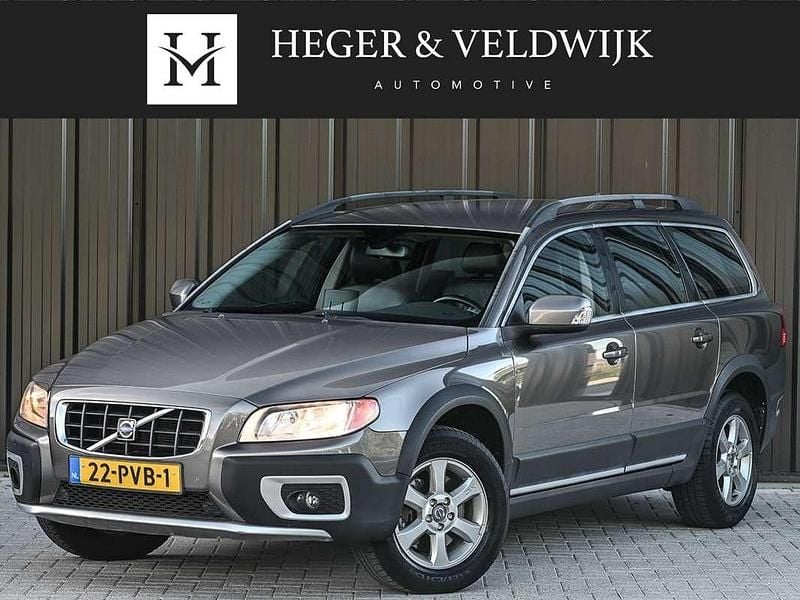 Grijs Gebruikt 2011 Volvo XC70 Kinetic SUV | € 8.900 (Goede deal) - Afbeelding 1/4