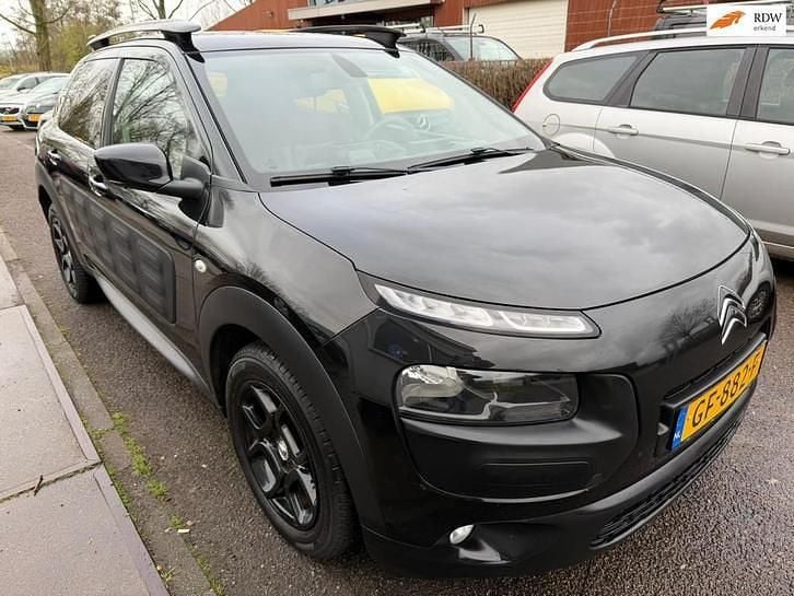 Gebruikt 2015 Citroën C4 Cactus Shine Hatchback | € 4.750 (Goede deal) - Afbeelding 1/4
