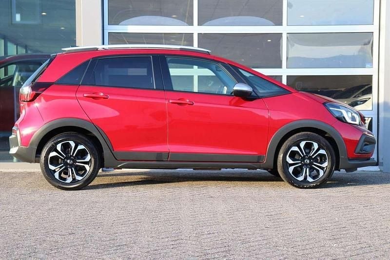 Occasion Honda Jazz Hybrid 98 PK (72 kW) 2022 Rood Hatchback
