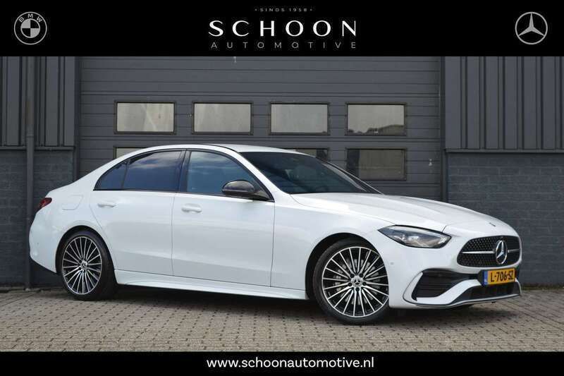 Wit Gebruikt 2021 Mercedes C180 AMG line Sedan | € 39.950 (Eerlijke prijs) - Afbeelding 1/3