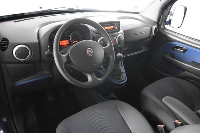 Occasion Fiat Doblò 77 PK (56 kW) 2008 Blauw MPV