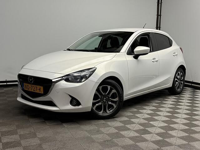 Occasion Mazda 2 90 PK (66 kW) 2017 Wit Hatchback