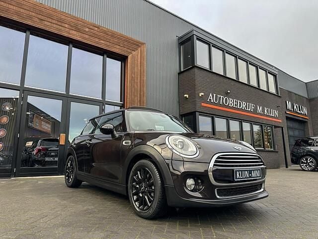 Bruin (metallic) Gebruikt 2014 Mini Cooper Hatchback | € 11.950 (Goede deal) - Afbeelding 1/4