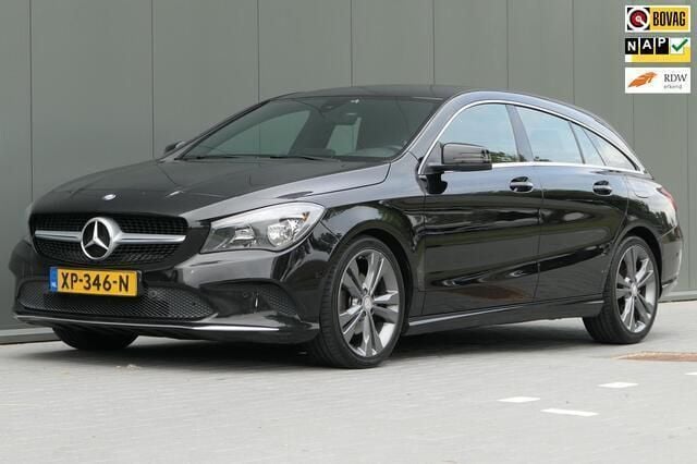 Zwart Gebruikt 2017 Mercedes CLA180 Shooting Brake Ambition Stationwagen | € 13.940 (Eerlijke prijs) - Afbeelding 1/4