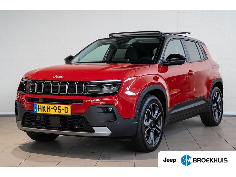 Rood Nieuw 2025 Jeep Avenger EV Summit SUV | € 32.445 - Afbeelding 1/4