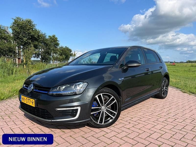 Grijs Gebruikt 2015 VW Golf VII GTE Hatchback | € 9.950 (Goede deal) - Afbeelding 1/4
