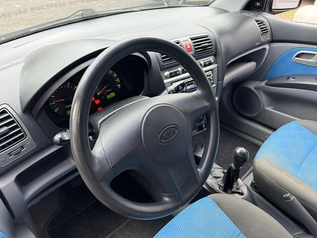 Occasion Kia Picanto LX 65 PK (47 kW) 2005 Blauw (metallic) Hatchback