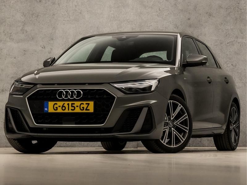 Grijs Gebruikt 2019 Audi A1 Sportback S-Line Hatchback | € 20.445 - Afbeelding 1/4