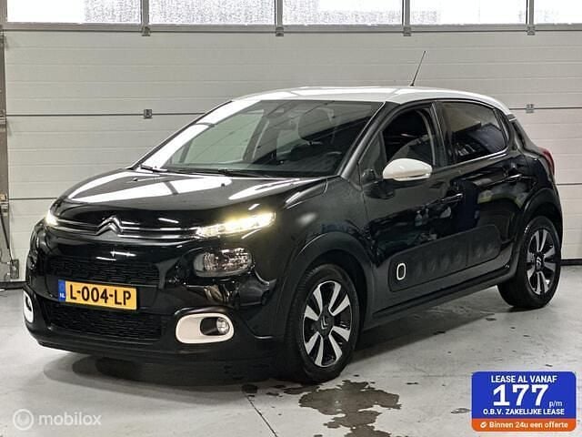 Zwart (metallic) Occasion 2020 Citroën C3 Shine Hatchback | € 12.998 (Eerlijke prijs) - Afbeelding 1/4