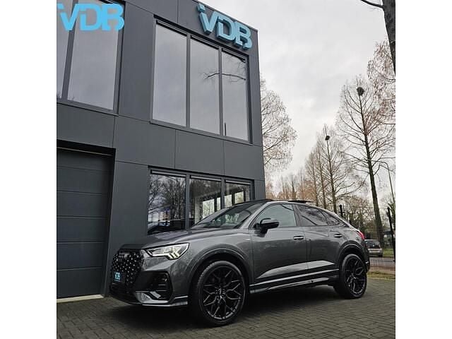 Occasion Audi Q3 Sportback Black Edition 150 PK (110 kW) 2024 Grijs SUV