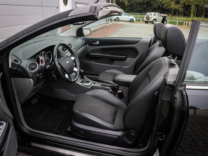 Occasion Ford Focus Titanium 146 PK (107 kW) 2009 Zwart (metallic) Cabriolet
