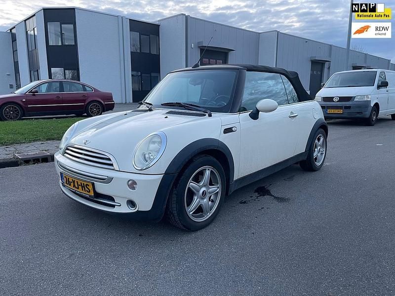 Wit Gebruikt 2007 Mini ONE Pepper Hatchback | € 3.950 (Eerlijke prijs) - Afbeelding 1/4