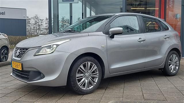 Occasion Suzuki Baleno Exclusive 90 PK (66 kW) 2016 Grijs (metallic) Hatchback