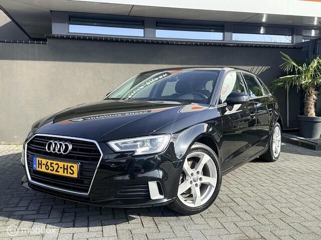 Occasion Audi A3 Sportback Design 116 PK (85 kW) 2018 Zwart Hatchback