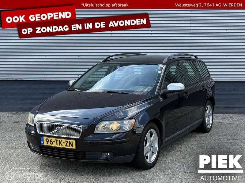 Zwart Gebruikt 2006 Volvo V50 Stationwagen | € 1.999 (Goede deal) - Afbeelding 1/3