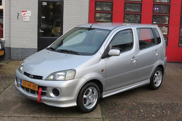 Grijs Gebruikt 2001 Daihatsu Young Rv MPV | € 1.950 - Afbeelding 1/4