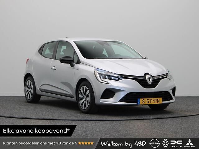 Gris platinum d69 Gebruikt 2023 Renault Clio V Equilibre Hatchback | € 15.445 (Eerlijke prijs) - Afbeelding 1/3