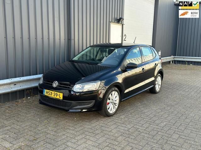 Zwart Gebruikt 2011 VW Polo Hatchback | € 5.699 (Goede deal) - Afbeelding 1/4