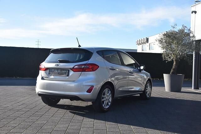 Occasion Ford Fiesta Business Edition 71 PK (52 kW) 2019 Zilver Hatchback