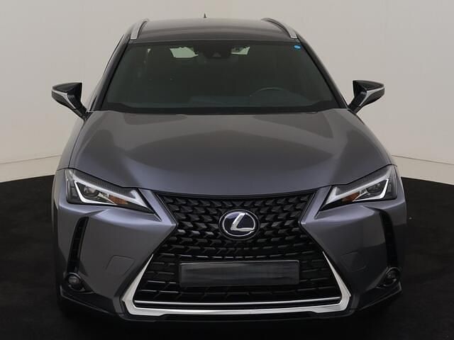 Occasion Lexus UX 250h 152 PK (111 kW) 2022 Grijs (metallic) SUV