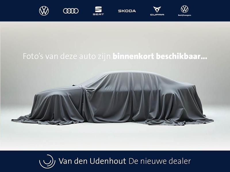 Zwart Gebruikt 2023 Audi A3 Sportback Proline Hatchback | € 24.940 (Eerlijke prijs) - Afbeelding 1/2