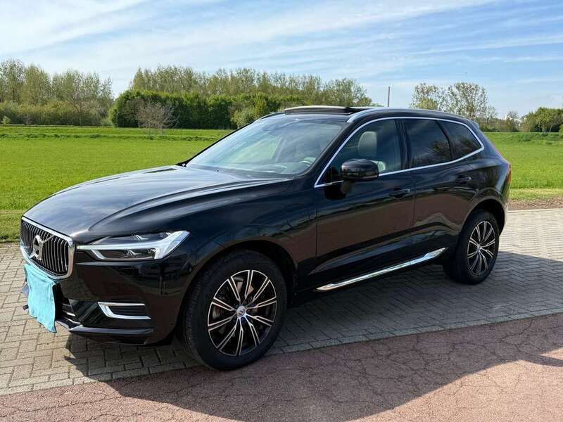 Zwart Gebruikt 2021 Volvo XC60 SUV | € 37.950 (Super prijs) - Afbeelding 1/4