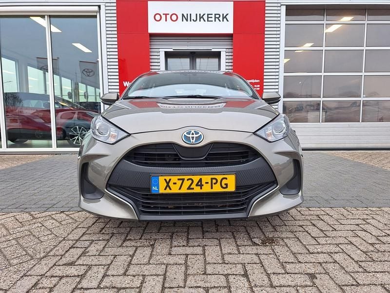 Occasion Toyota Yaris Hybrid Active 2024 Groen Hatchback