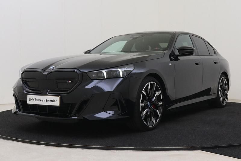 Zwart Gebruikt 2024 BMW i5 M Sport Sedan | € 78.950 (Super prijs) - Afbeelding 1/4