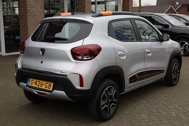 Occasion Dacia Spring Comfort Plus 33 kW (45 PK) 2021 Grijs Hatchback