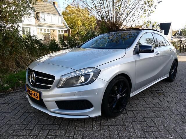 Grijs Gebruikt 2012 Mercedes A180 Ambition Hatchback | € 9.995 (Eerlijke prijs) - Afbeelding 1/4