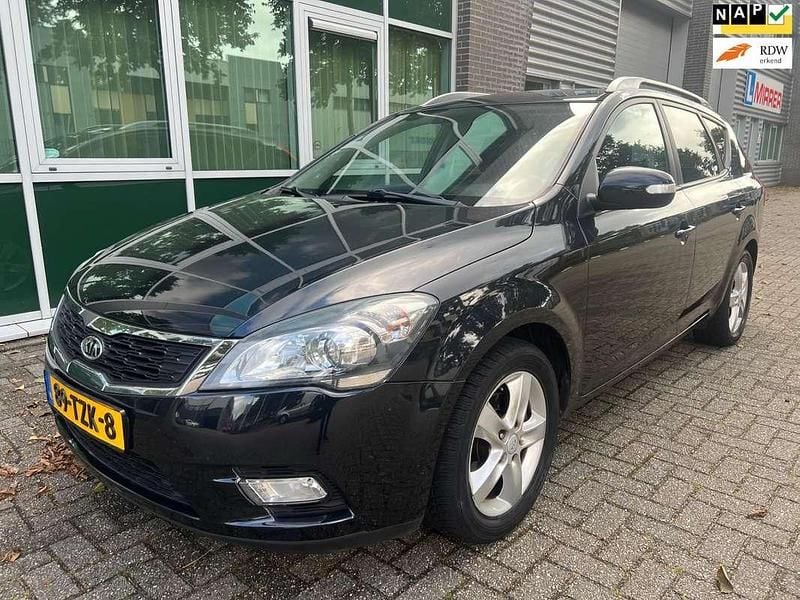 Zwart Gebruikt 2012 Kia Ceed Stationwagen | € 8.950 (Eerlijke prijs) - Afbeelding 1/4