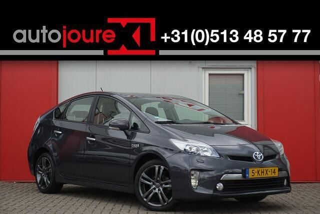 Grijs Gebruikt 2013 Toyota Prius Business Edition Hatchback | € 9.450 (Eerlijke prijs) - Afbeelding 1/4