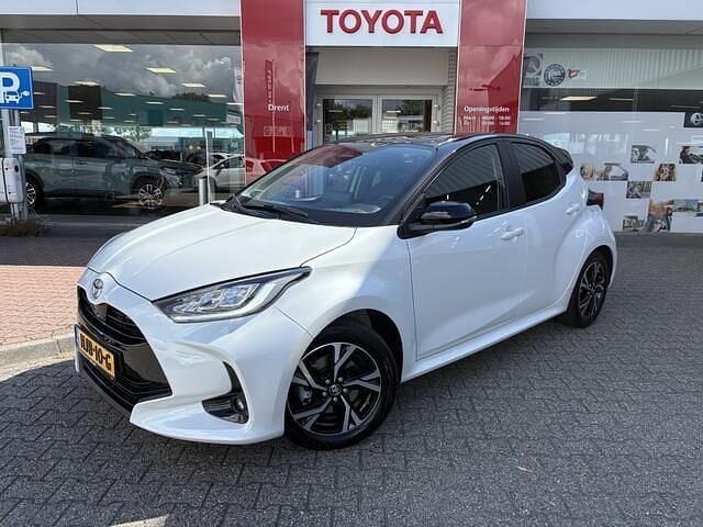 Wit Nieuw 2024 Toyota Yaris Edition Hatchback | € 26.900 (Eerlijke prijs) - Afbeelding 1/4