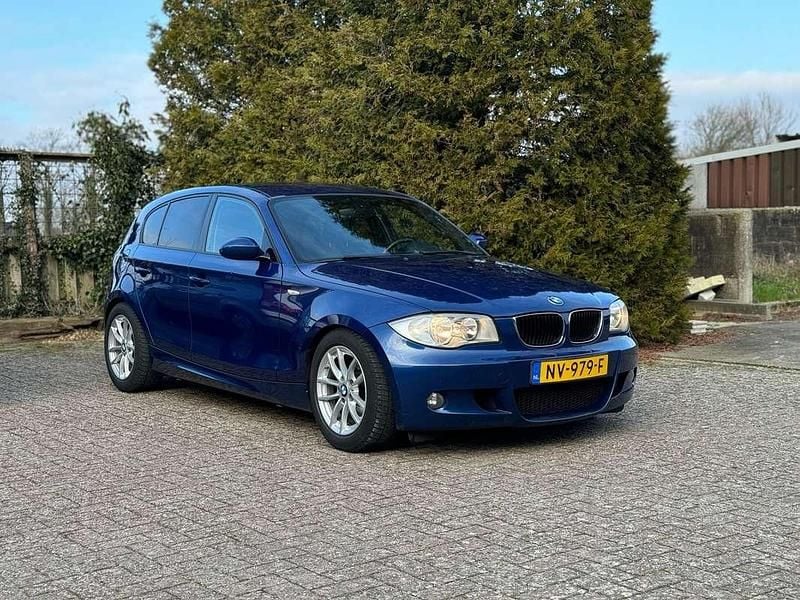Blauw Gebruikt 2006 BMW 120 Hatchback | € 5.500 (Duur) - Afbeelding 1/4