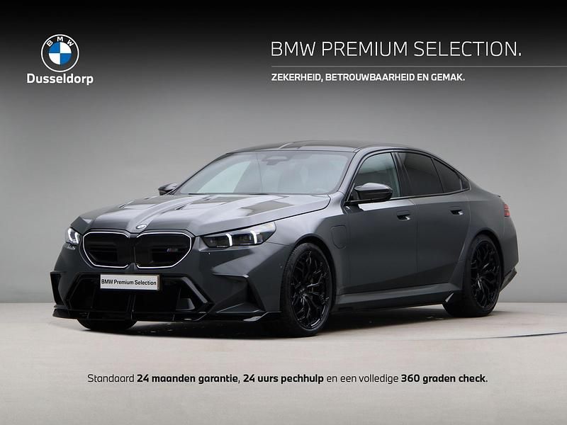 Grijs Gebruikt 2024 BMW M5 Performance Sedan | € 159.950 - Afbeelding 1/4