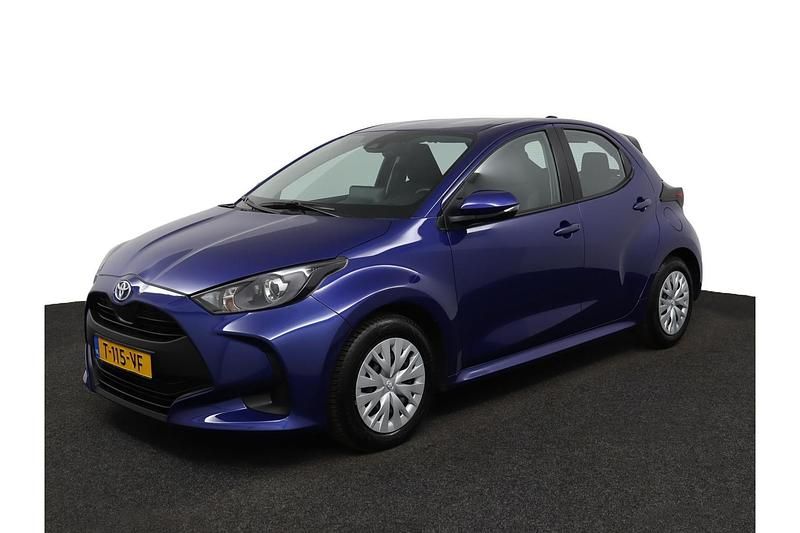 Occasion Toyota Yaris Hybrid Active 116 PK (85 kW) 2023 Blauw Hatchback