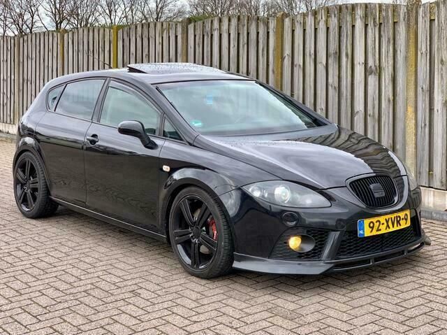 Occasion Seat Leon FR 193 PK (141 kW) 2007 Zwart Hatchback