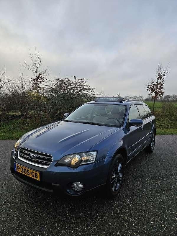 Blauw Gebruikt 2004 Subaru Outback Stationwagen | € 8.500 (Duur) - Afbeelding 1/4