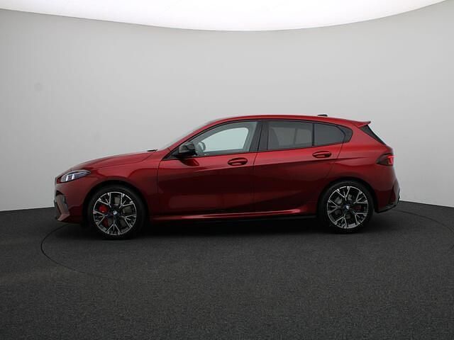 Occasion BMW 120 M Sport 170 PK (125 kW) 2025 Rood (metallic) Hatchback