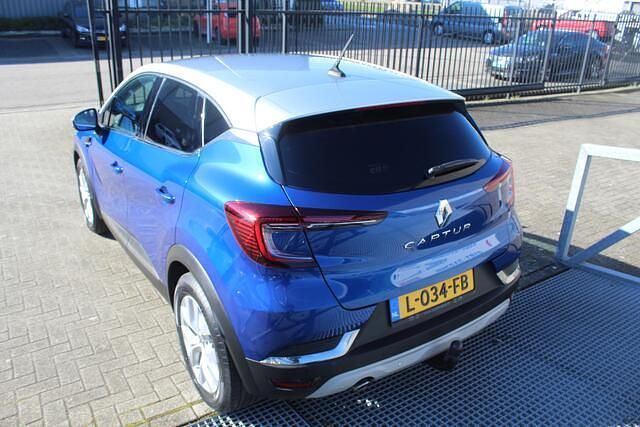 Occasion Renault Captur Intens 101 PK (74 kW) 2020 Blauw (metallic) SUV