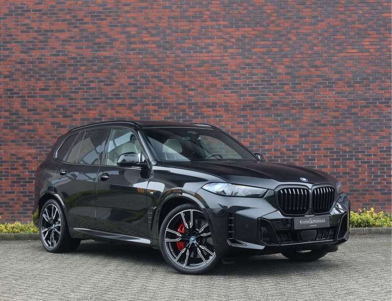Zwart Gebruikt 2024 BMW X5 SUV | € 119.950 - Afbeelding 1/4