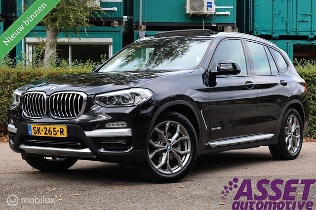 Zwart Gebruikt 2018 BMW X3 Executive SUV | € 26.995 (Eerlijke prijs) - Afbeelding 1/4