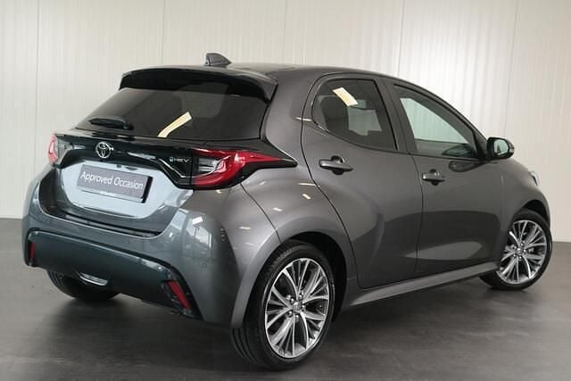 Occasion Toyota Yaris Executive 129 PK (94 kW) 2024 Grijs Hatchback