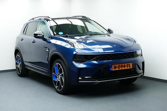 Blauw (metallic) Occasion 2021 Lynk & Co 01 SUV | € 20.949 (Eerlijke prijs) - Afbeelding 1/4
