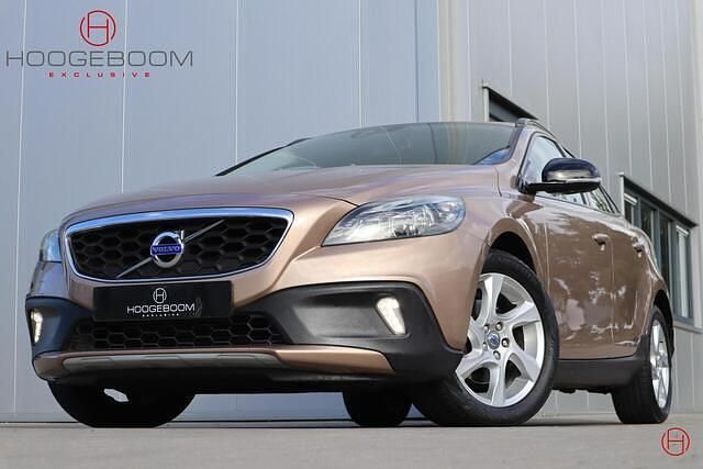 Bruin Gebruikt 2014 Volvo V40 CC Stationwagen | € 12.490 (Eerlijke prijs) - Afbeelding 1/4
